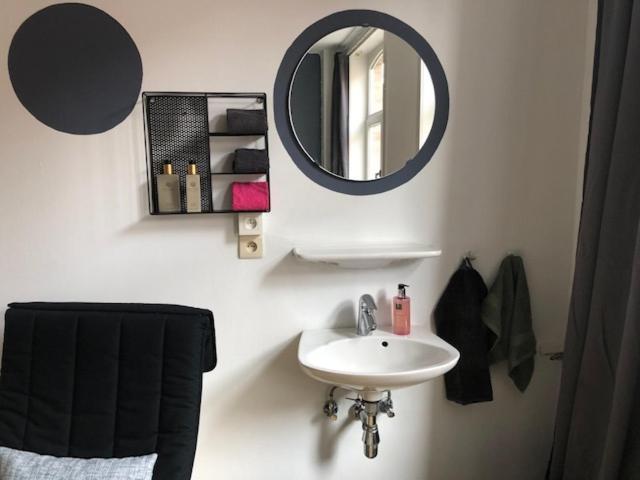 Hôtel capsule By Lot 3 *