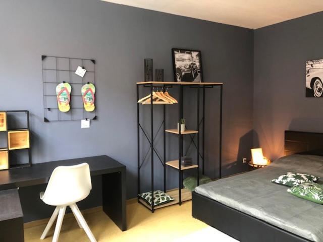 Hôtel capsule By Lot 3 *
