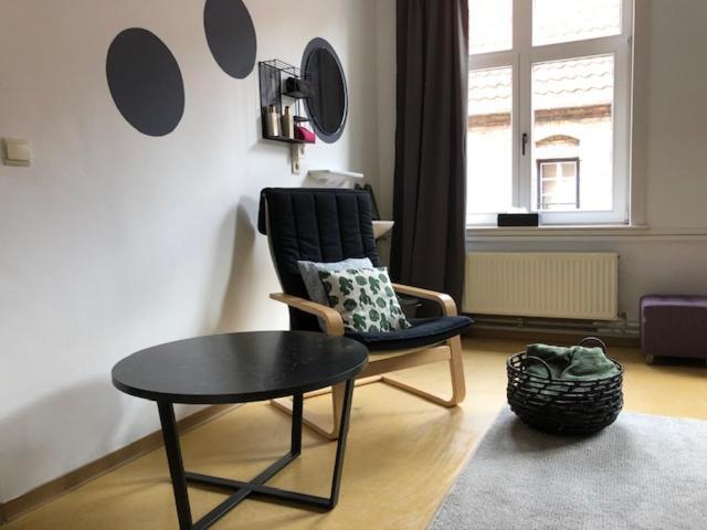 By Lot 3 * Bruges